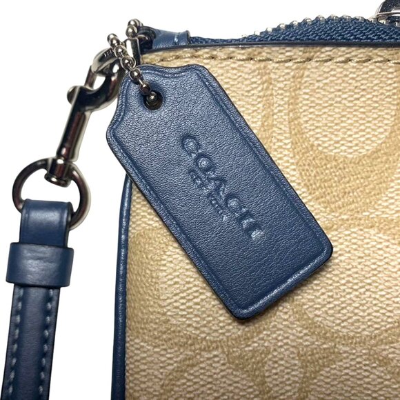 NWT RARE COACH Zippered Case In Signature Canvas W/Coach Radial Rainbow - Picture 6 of 9